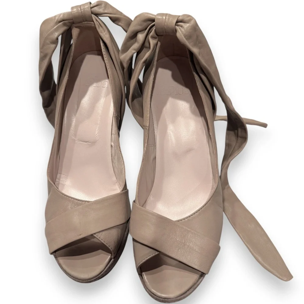 KOOBA Taupe leather wrap ankle wedge sandals platform heels size 9